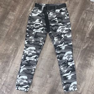 Camo jeans
